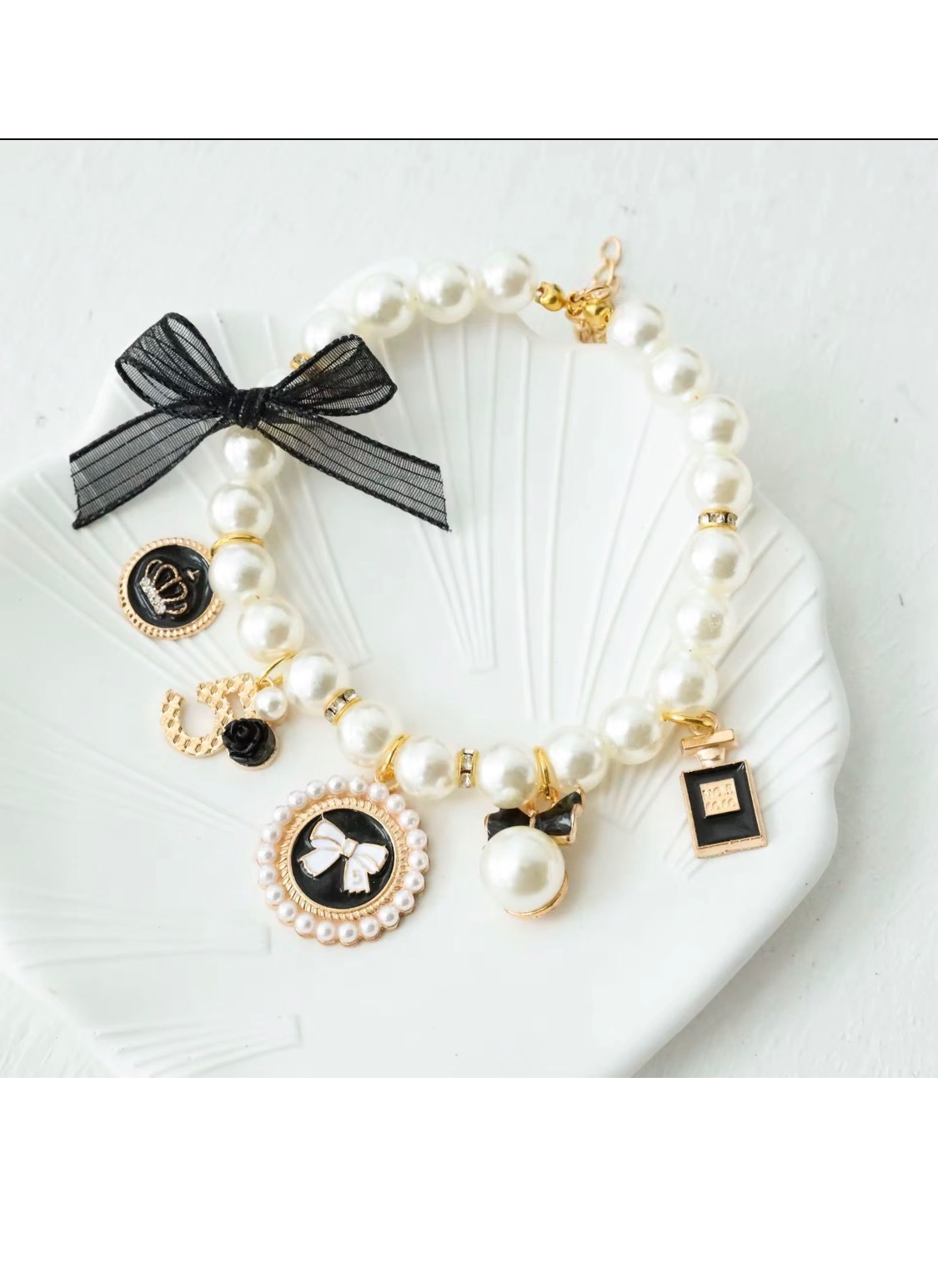 Dog Pearl Necklace - Adjustable Neck Collar